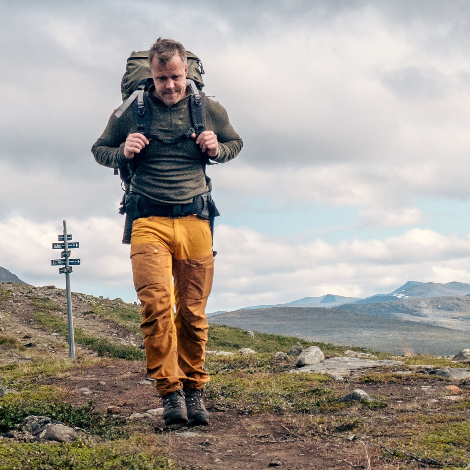 Fjӓllrӓven Keb Trousers Curved review: expertly designed technical trekking  trousers | Advnture
