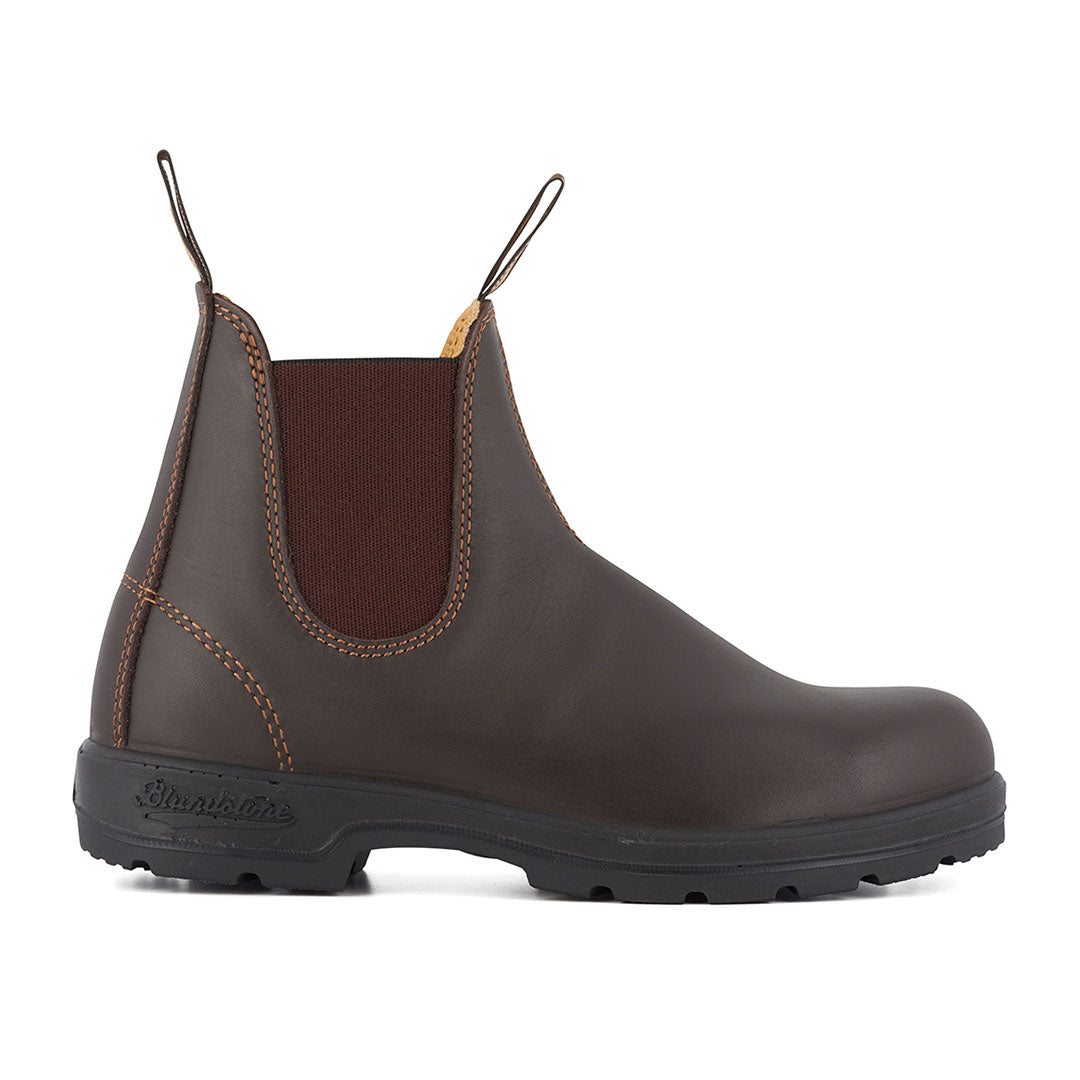 Stylish Blundstone 550 Walnut Brown Chelsea Boots featuring leather lining and XRD® technology