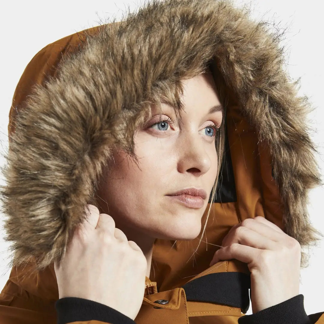 Fur-trimmed hood of Didriksons Erika Womens Parka 3 perfect for cold winter weather