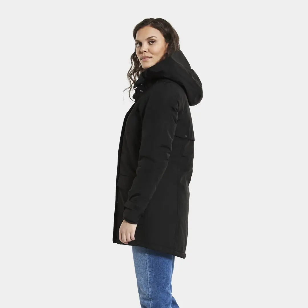 Black hooded Didriksons Frida Womens Parka 6 on a woman with long dark hair