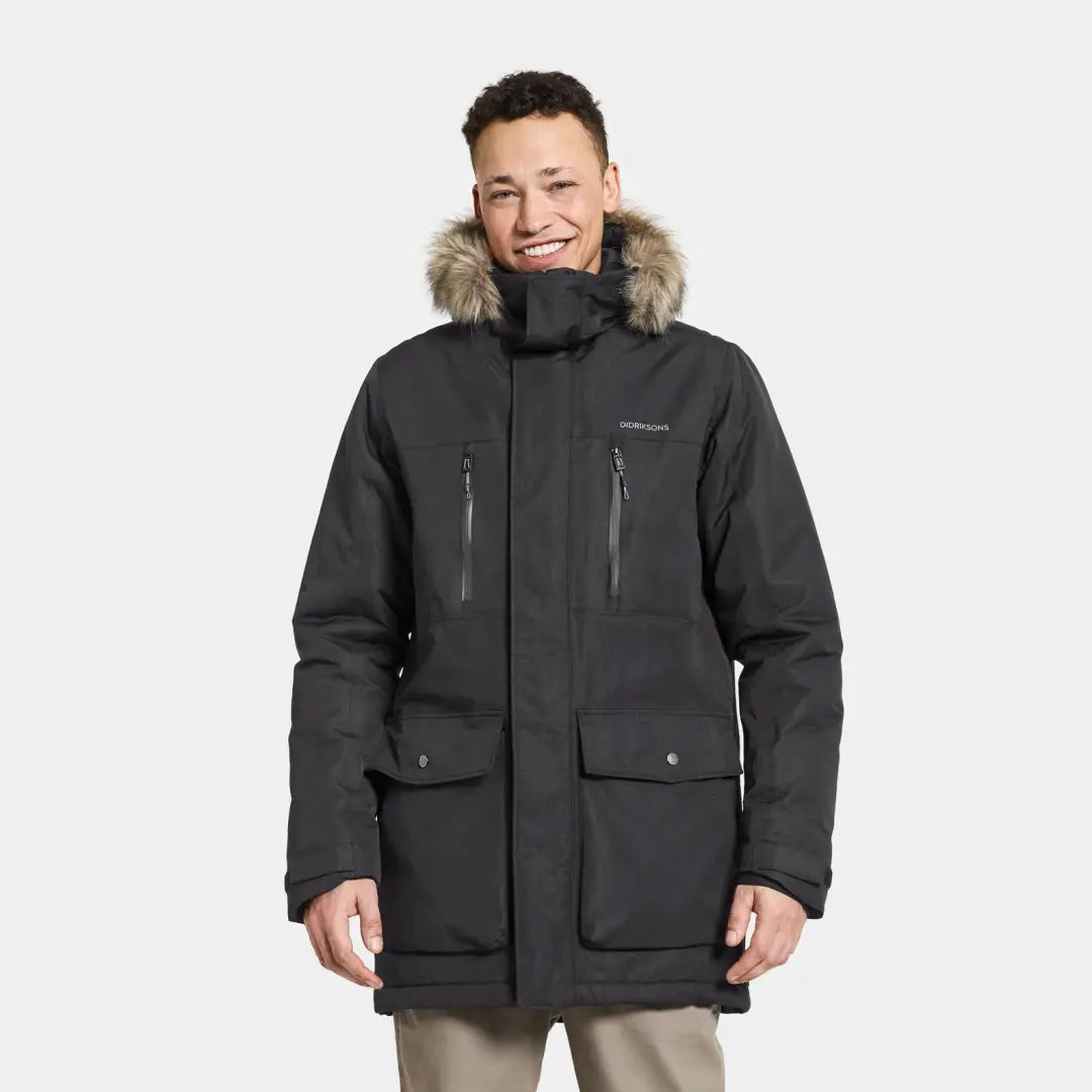 Dark gray Didriksons Marco Parka 3, perfect for country clothing and outdoor adventures