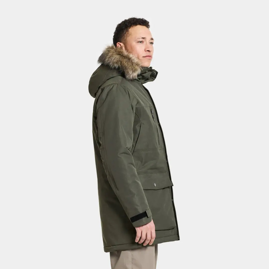 Green Didriksons Marco Parka 3 with fur-trimmed hood for country clothing and outdoor fun