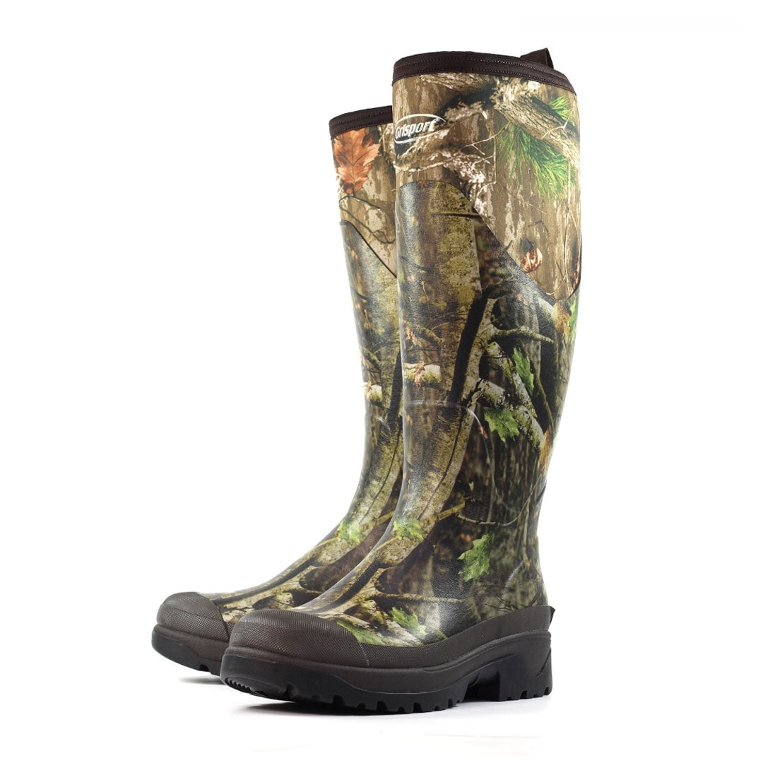 Camouflage rubber boots for hunting and country clothing in the outdoors