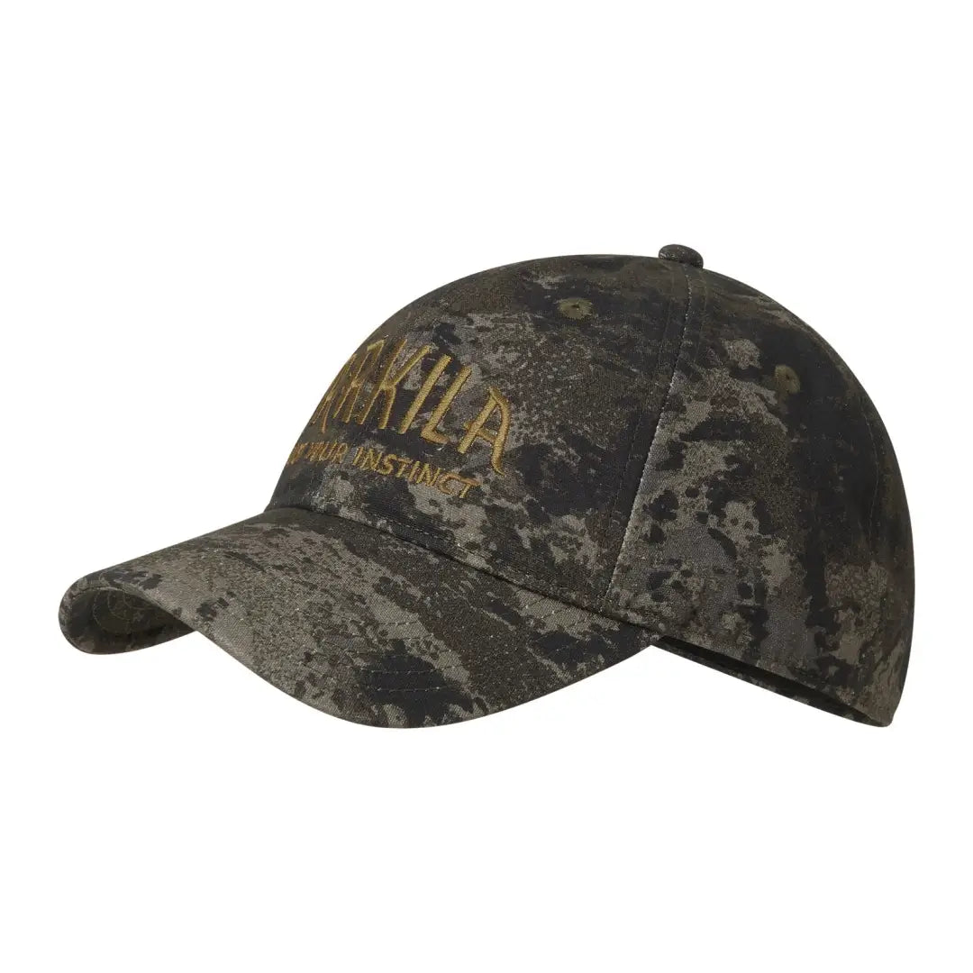 Camouflage Härkila Modi Camo Cap with embroidered logo for outdoor adventures