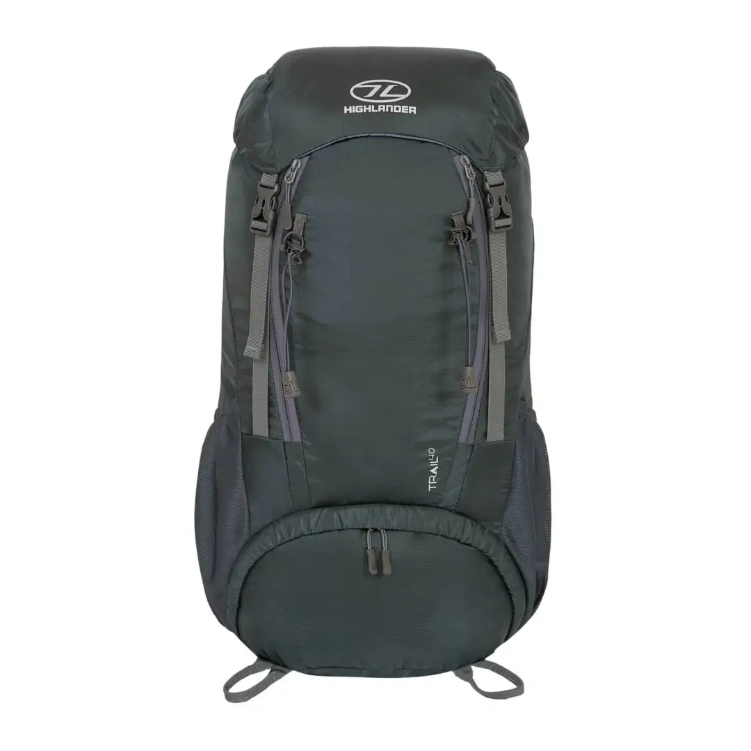 Dark green Highlander Trail Backpack 40L, a spacious backpack ready for your adventures