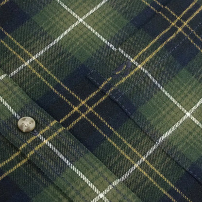 Plaid fabric in green, navy, and white on Hoggs of Fife Pitmedden shirt with button