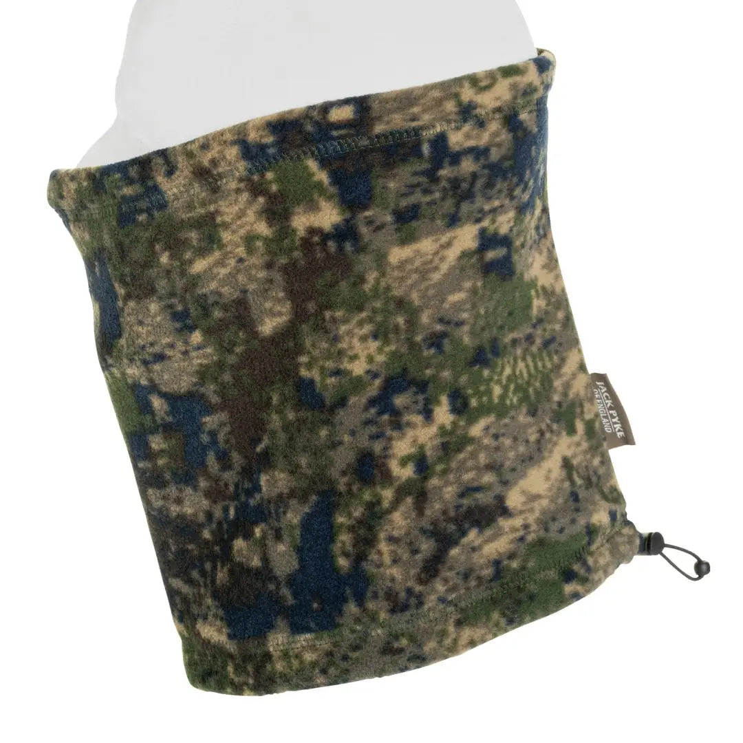 Camouflage Jack Pyke Fleece Neck Gaiter with adjustable drawstring for extra comfort