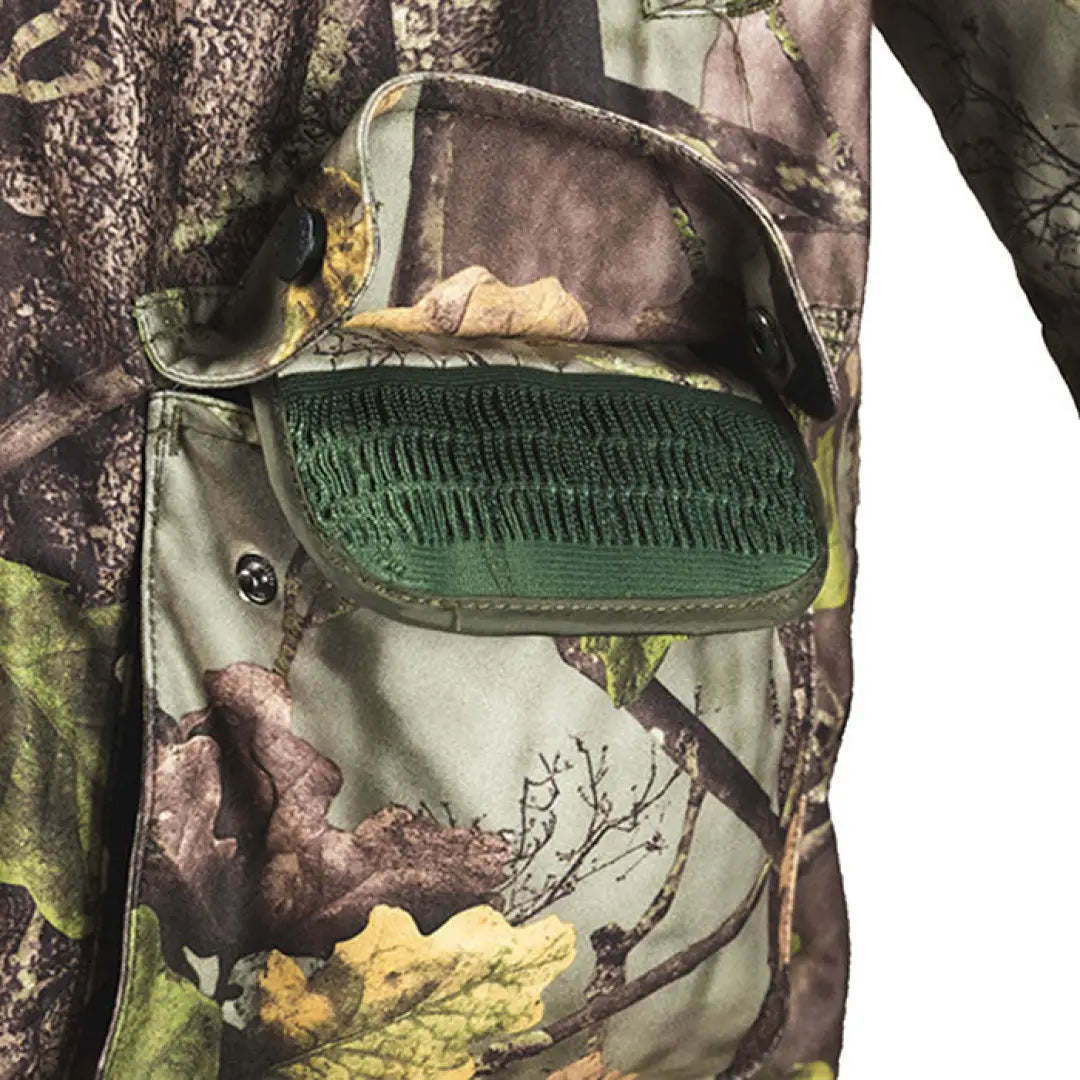 Camouflage pocket with green mesh on a Jack Pyke Hunter Jacket for style and function