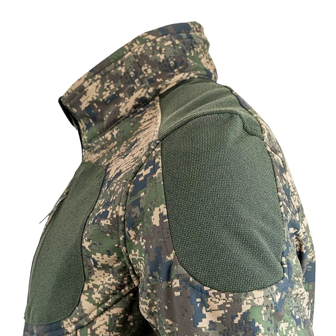 Jack Pyke Men’s Windproof Softshell Jacket with camouflage and green mesh shoulders