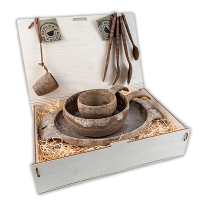 Wooden tableware set displayed in the Kupilka Premium Gift Set box for stylish dining