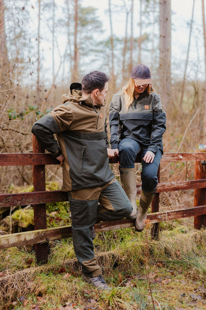 Two friends rocking the New Forest Nightjar Smock for outdoor adventures together