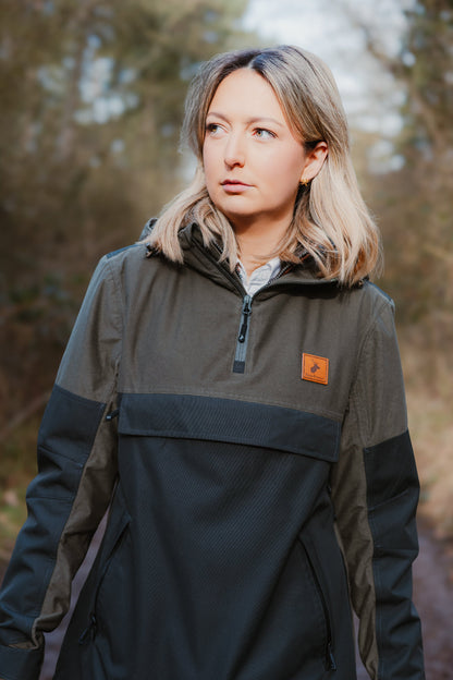 Two-tone green and black New Forest Nightjar Smock for stylish outdoor adventures