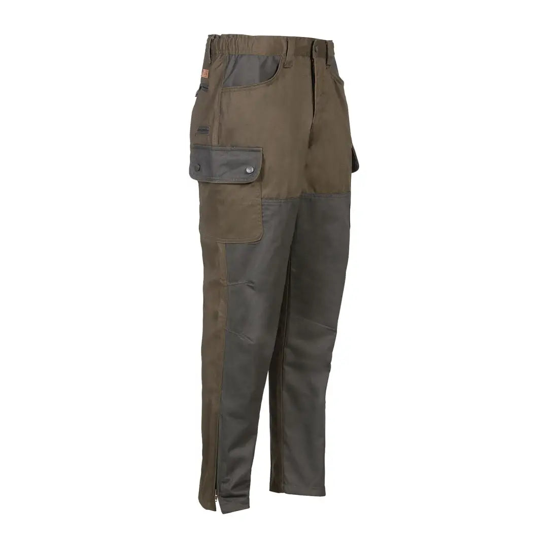 Rugged Percussion Tradition Trousers with pockets and reinforced knees for outdoor adventures