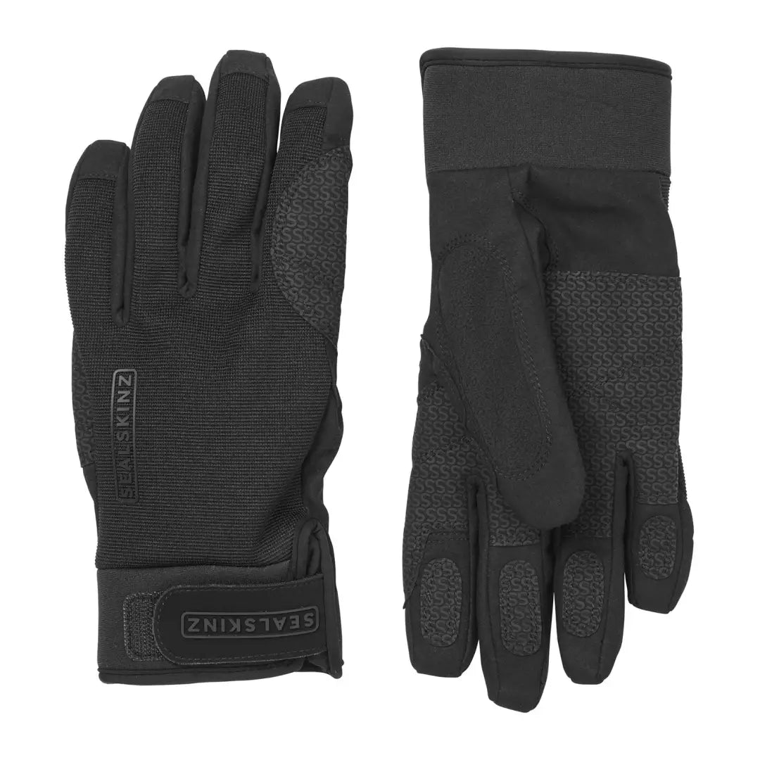 Black Sealskinz Harling Gloves for country clothing, hunting, and outdoor adventures