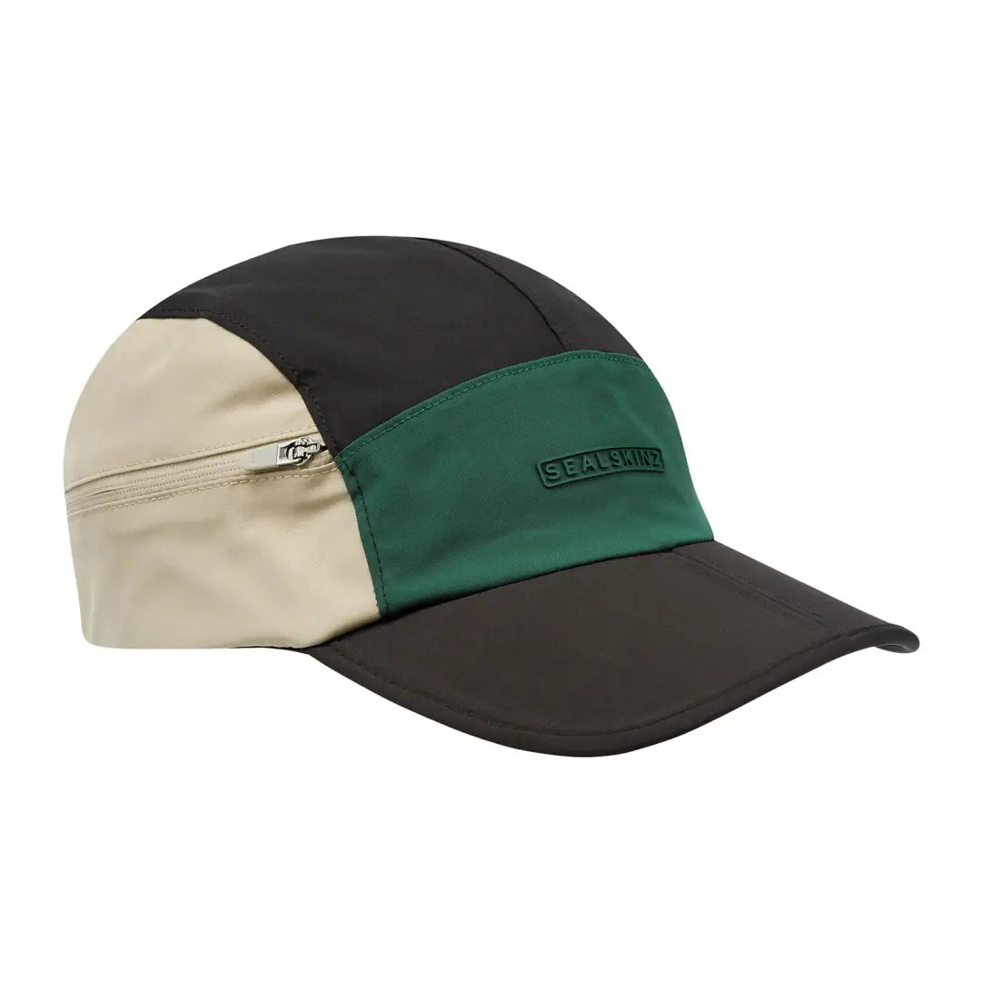 Tricolor baseball cap with side zippered pocket and buckle clip closure for style and utility