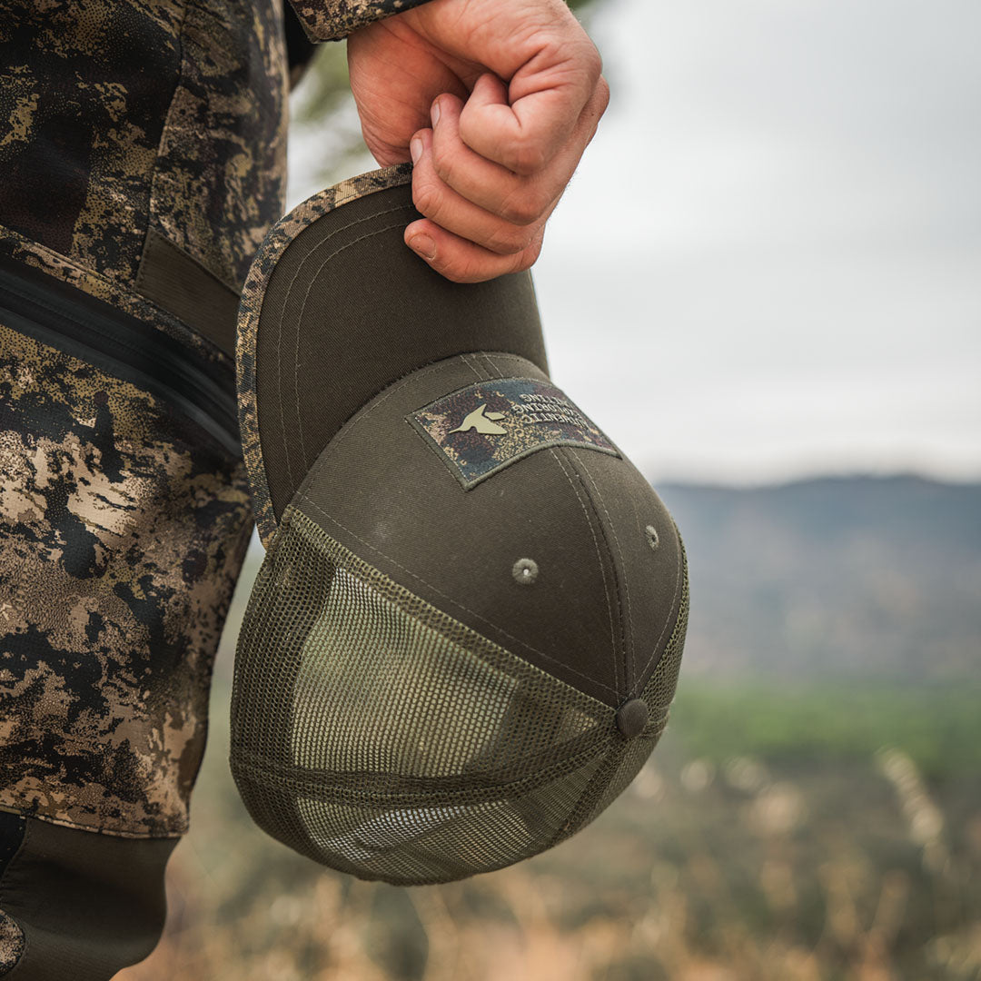 Olive green mesh-backed Seeland Ganister Trucker Cap for stylish outdoor adventures