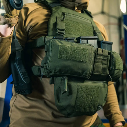 Tactical vest from Viper VX Multi Weapon System Set with rifle mag sleeve and pouches